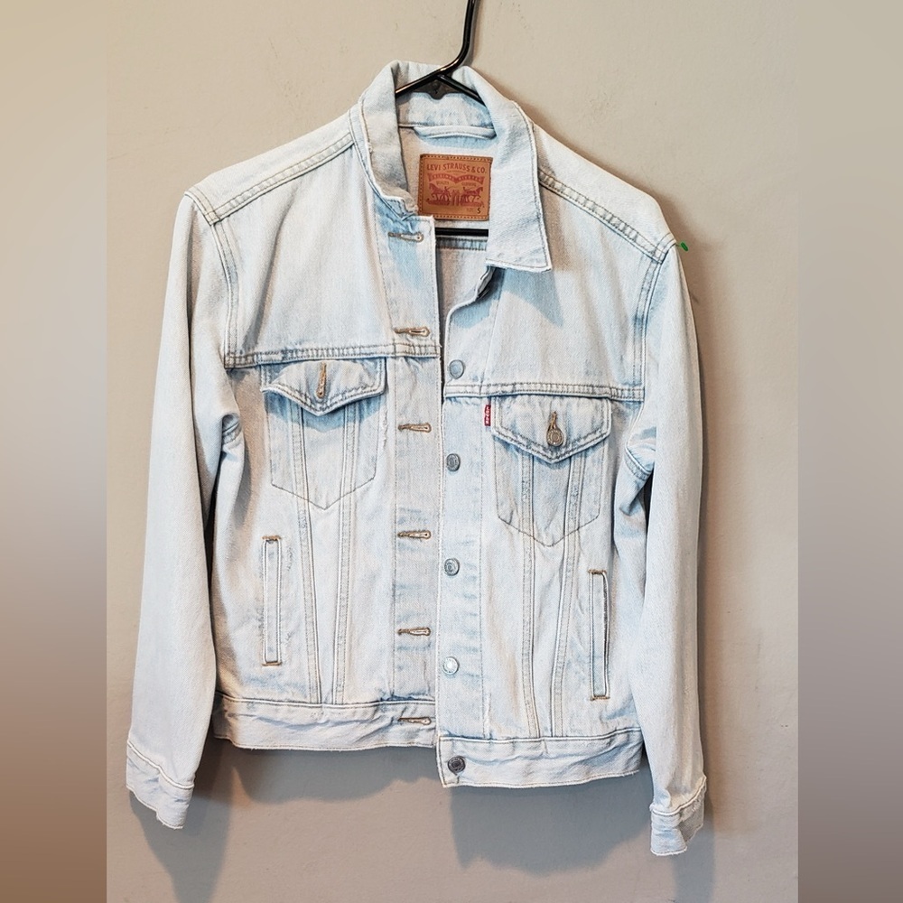Levi's Light Blue Denim Jacket - Picture 3 of 3